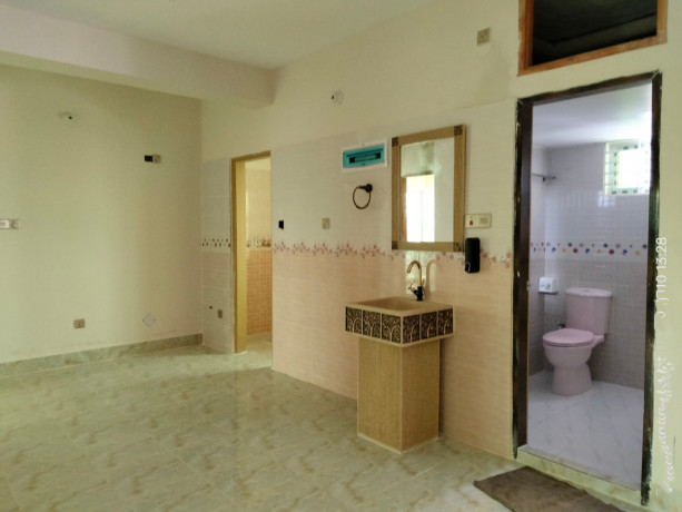 daun-pement-krei-flzate-uthte-parben-big-0