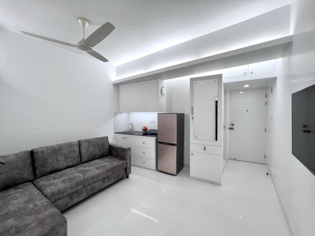 chic-comfort-2-room-studio-apartment-rent-in-bashundhara-ra-big-3