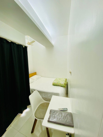 comfortable-stylish-living-studio-apartment-big-4