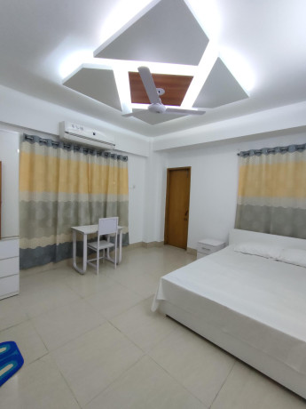modern-furnnished-2-bedroom-apt-rent-in-bashundhara-ra-big-0
