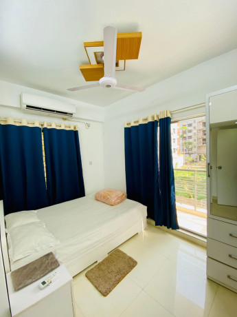 fully-furnished-2-br-serviced-apartment-bashundhara-ra-big-4