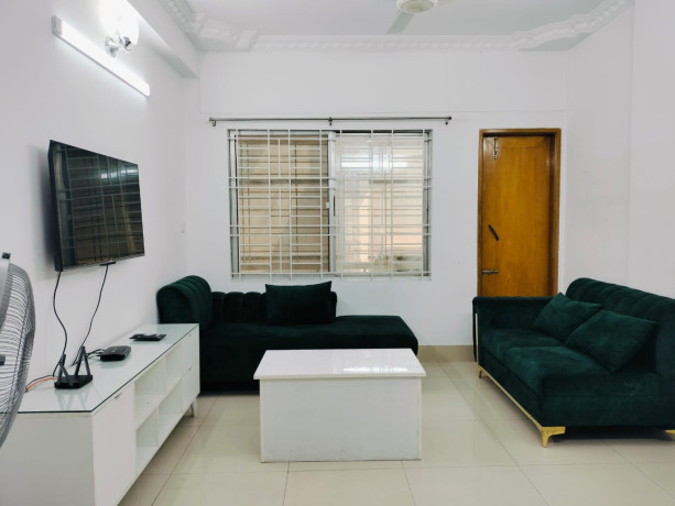 fully-furnished-2-bedroom-apartments-for-rent-bashundhara-big-3