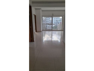 1840 SFT Single unit flat for sale @ UTTARA